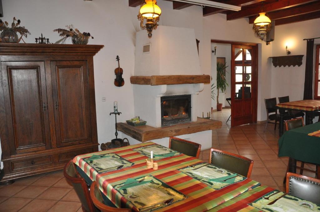 Berek Fogadó – kandallós étterem